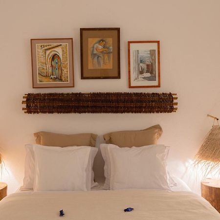 Cheeky Monkey Hotel Ghar el-Melh Exterior foto